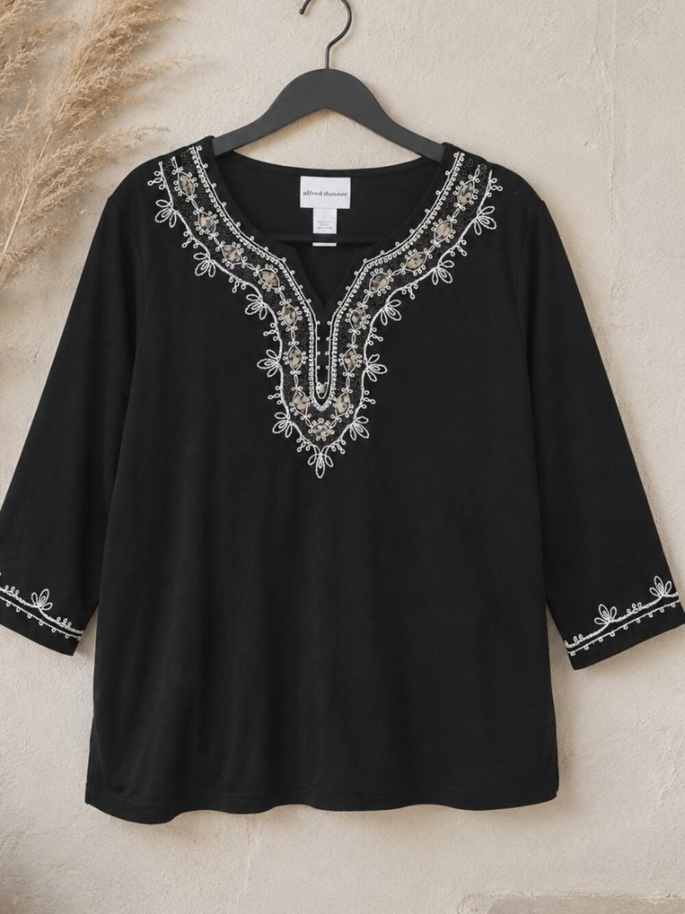 Alfred Dunner Black Embroidered Top tunic 3/4 Sleeve Beaded Tunic Size Large